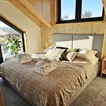 Вилла Czorny Dab - Na Kaszubach, Bilard, Jacuzzi, Sauna