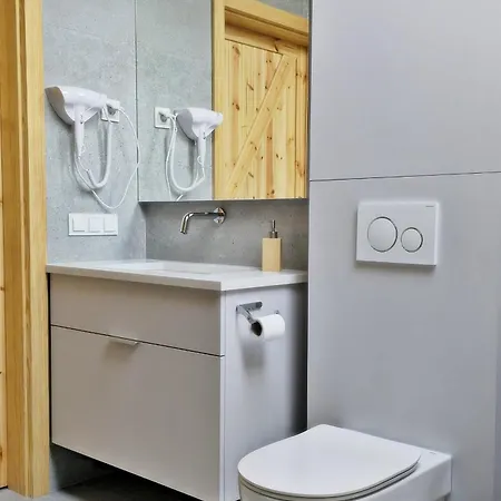 ヴィラ Czorny Dab - Na Kaszubach, Bilard, Jacuzzi, Sauna