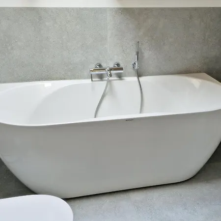 Czorny Dab - Na Kaszubach, Bilard, Jacuzzi, Sauna Vila *